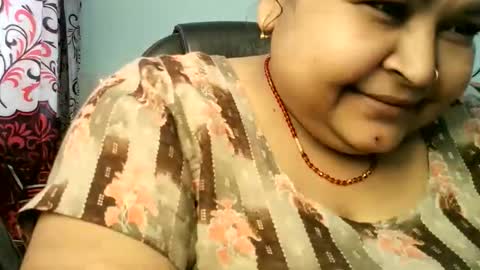 dipa2345 online show from May 22, 3:57 am