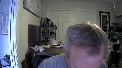 DirtkPitt Fun guy working online show from January 7, 2:41 pm