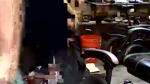 dirtmcgirt82 online show from December 29, 9:39 am