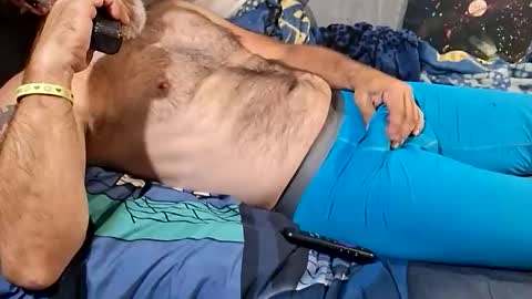 dirtmcgirt82 online show from April 13, 7:03 am