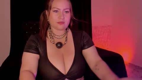 Violet online show from December 2, 5:57 am