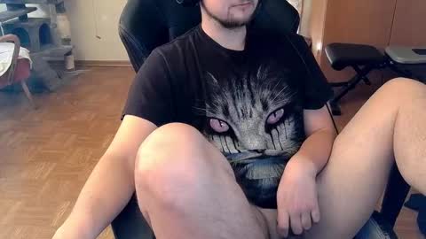 Snapshot of dirty_fun_boy chatting on January 20, 1:11 pm dirty_fun_boy online show from January 20, 1:11 pm