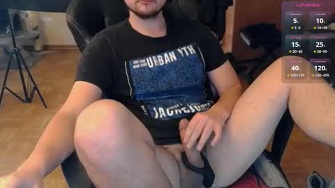 Snapshot of dirty_fun_boy chatting on October 5, 1:20 pm dirty_fun_boy online show from October 5, 1:20 pm