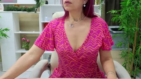 Snapshot of dirty_mature chatting on January 4, 7:13 am dirty_mature online show from January 4, 7:13 am