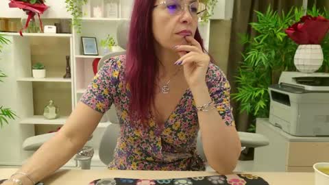 dirty_mature online show from June 6, 9:03 am