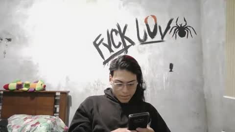 dirty model online show from March 23, 11:14 am