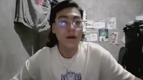 dirty model online show from April 18, 1:42 am