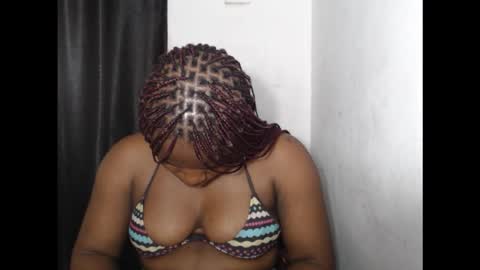 Snapshot of dirtyangel70 chatting on February 15, 7:51 am Dirtyangel online show from February 15, 7:51 am