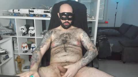 Snapshot of dirtybalws chatting on January 24, 2:51 pm Robert online show from January 24, 2:51 pm