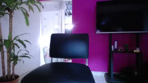 whats app - stagram marian doll online show from January 27, 8:07 pm