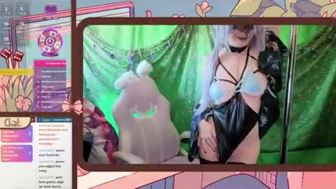Snapshot of dirtylittleratty chatting on June 11, 1:38 am Dirty Little Ratty online show from June 11, 1:38 am