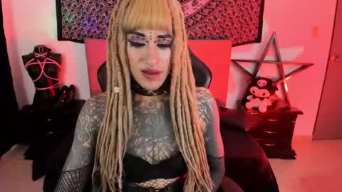 ONIX  online show from December 7, 10:01 am