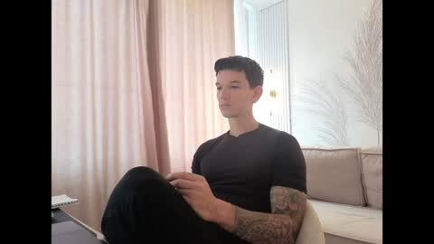 Snapshot of dirtyprettyboi chatting on June 5, 1:06 pm buy tokens with link online show from June 5, 1:06 pm