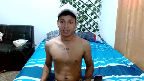 dirtyslimlatin online show from April 29, 5:17 pm