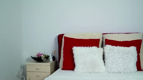 Chloe online show from July 27, 4:52 am