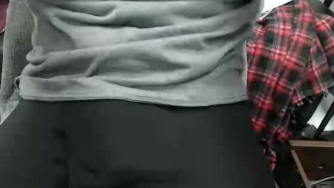 Snapshot of dirtytalkmke chatting on January 6, 9:32 pm dirtytalkmke online show from January 6, 9:32 pm