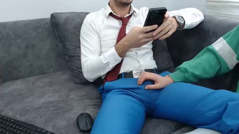 Snapshot of dirtyybooyy77 chatting on December 15, 10:19 am dirtyybooyy77 online show from December 15, 10:19 am