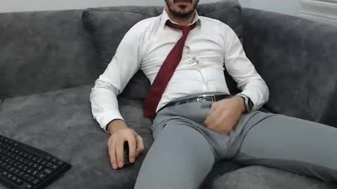 Snapshot of dirtyybooyy77 chatting on January 9, 11:39 pm dirtyybooyy77 online show from January 9, 11:39 pm