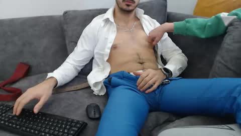 Snapshot of dirtyybooyy77 chatting on January 15, 11:59 am dirtyybooyy77 online show from January 15, 11:59 am