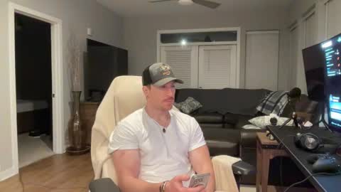 Snapshot of discgolf4life chatting on March 10, 2:17 am JustinDulgeXXX online show from March 10, 2:17 am