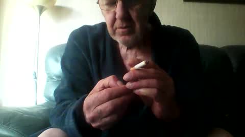 Snapshot of discovery63 chatting on March 30, 9:54 am discovery63 online show from March 30, 9:54 am