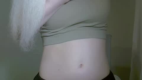 DitaMilton online show from October 9, 6:50 pm