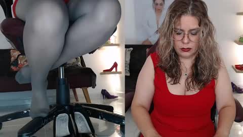 Diva online show from April 15, 8:31 pm