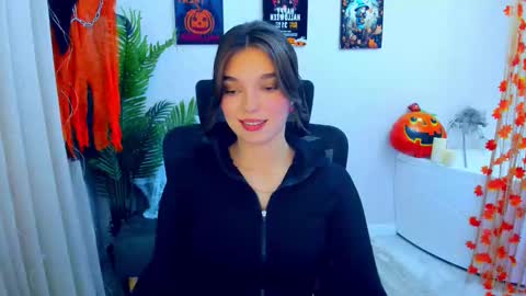 Snapshot of divineamour chatting on October 28, 3:04 pm Hannah online show from October 28, 3:04 pm