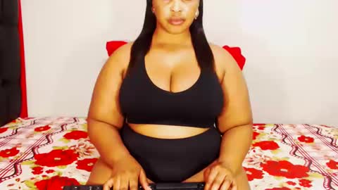 divinebooty93 online show from November 5, 12:27 pm