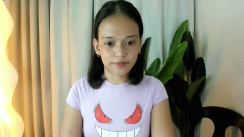 Crystal mae online show from April 15, 8:09 pm