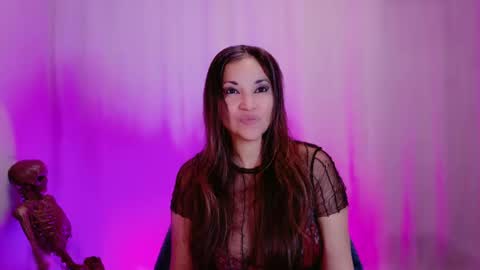 DivineLynn online show from February 9, 12:19 pm