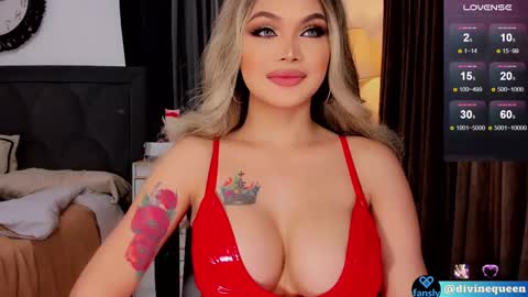 Snapshot of divinequeen chatting on March 2, 5:23 am    online show from March 2, 5:23 am