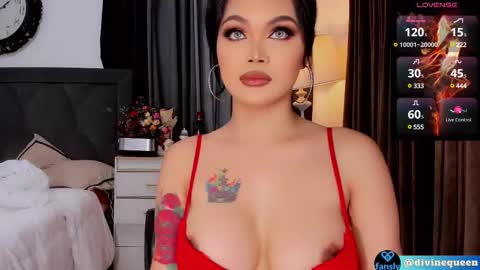 Snapshot of divinequeen chatting on March 12, 4:30 am    online show from March 12, 4:30 am