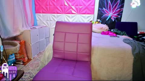 Jade Divyne online show from December 8, 6:22 am