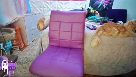 Jade Divyne online show from December 9, 6:55 am