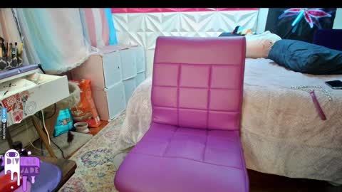 Jade Divyne online show from December 29, 9:50 am