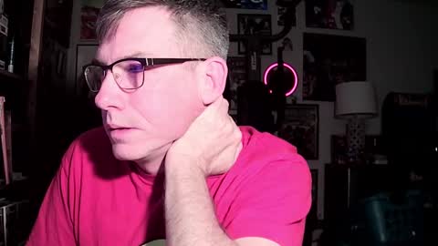 Snapshot of dix_handley_50 chatting on February 15, 3:31 am dix_handley_50 online show from February 15, 3:31 am