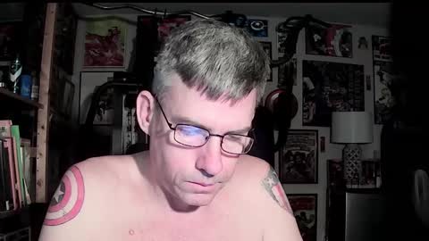 Snapshot of dix_handley_50 chatting on September 29, 12:27 am dix_handley_50 online show from September 29, 12:27 am