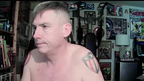 Snapshot of dix_handley_50 chatting on November 4, 1:43 pm dix_handley_50 online show from November 4, 1:43 pm