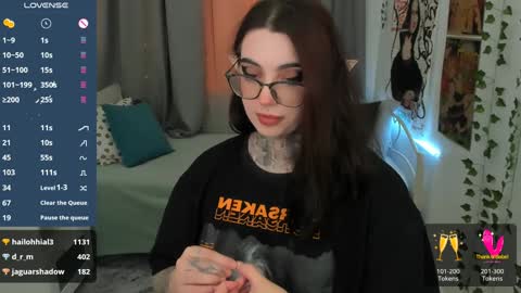 dixipixi_ online show from February 2, 11:40 am