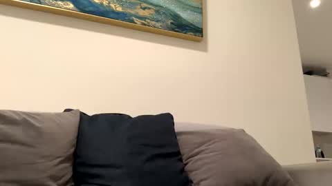 dixkzilla online show from April 24, 4:15 am