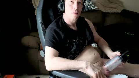 Hansel and Gretle online show from April 20, 3:48 pm