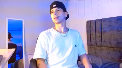 big d B online show from October 8, 12:19 am