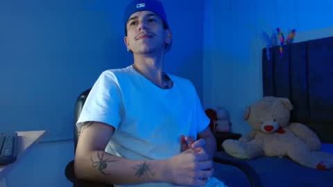 big d B online show from October 8, 11:46 pm