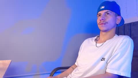 big d B online show from October 22, 2:23 am