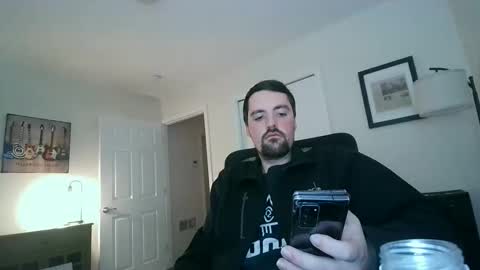 Snapshot of dj_cam chatting on December 15, 3:00 am dj_cam online show from December 15, 3:00 am