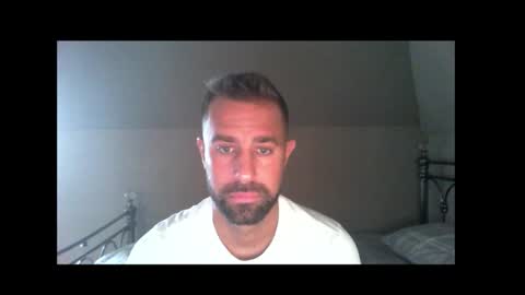 djay15013 online show from October 8, 8:01 am