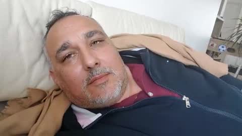 djeauzy77 online show from March 30, 12:06 pm