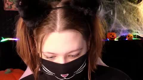 Snapshot of djennapalme chatting on November 1, 1:40 am Jenia online show from November 1, 1:40 am