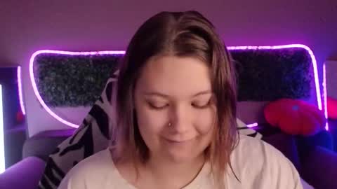 Snapshot of djennapalme chatting on November 9, 2:32 am Jenia online show from November 9, 2:32 am